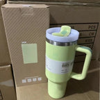 40oz insulating cup with handle and leak-proof straw
