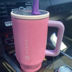 Traveler Thermal Cup 32oz with Handle and Straw